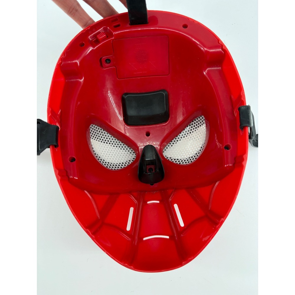 Disney Kids Spider-Man Light-Up Talking Mask - Picture 3 of 5